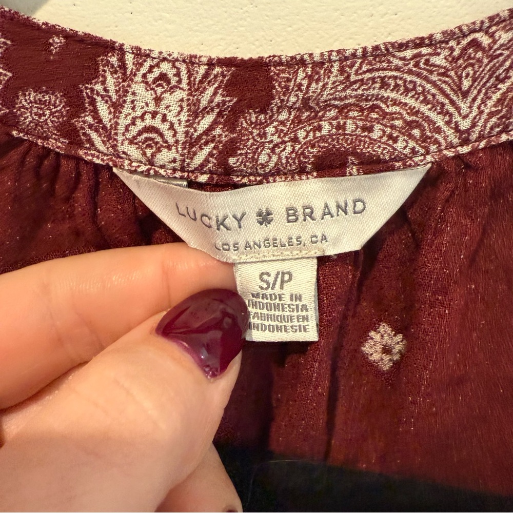 Lucky Brand Boho Red Patterned Blouse Top Womens Size Small Festive Christmas - Picture 2 of 8